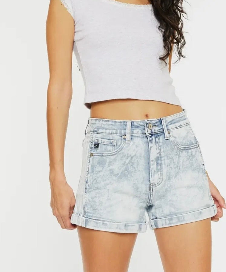 KanCan High Rise Mom Short